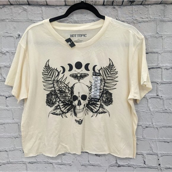 Hot Topic Tops - Hot Topic Women Moth Skeleton Celestial Crop T-shirt Size L